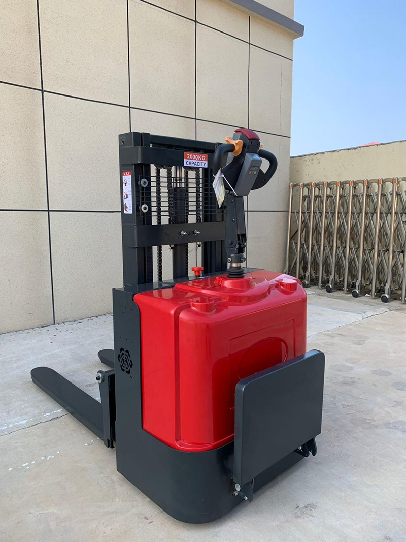 Electric Stacker Crane