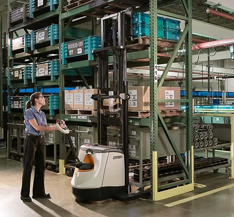 Electric Stacker