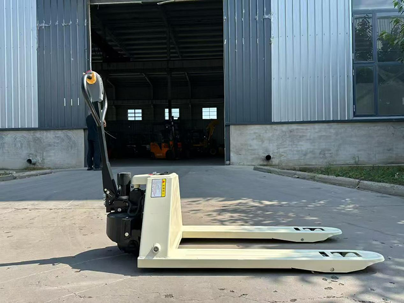 Semi-Electric Pallet Truck